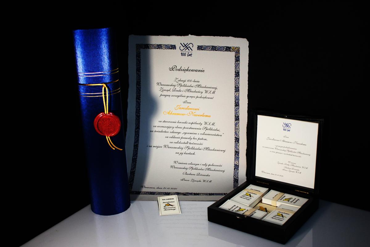 Karneol Nr 01.04 • Podziękowanie na papierze czerpanym z Upominek - kasetka z exlibrisami. Tuba do dyplomu z pieczęcią lakową.