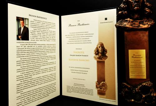 Karneol Nr 01.21 • Dyplom do Nagrody Kopernika. Laudacja. Druk na kartonie ozdobnym. Okładka introligatorska.