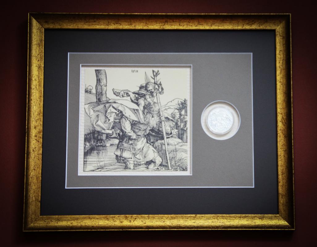 Nr 02.01 • Oprawa ryciny i monety w ramę z drewna. Podwójne passe partout z efektem przestrzennym. Karneol Nr 02.01 • Oprawa ryciny i monety w ramę z drewna. Podwójne passe partout z efektem przestrzennym.