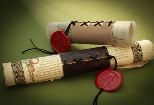 Nr 02.09 • Opaska ze skóry do dyplomów zwiniętych w rulon. Pieczęć lakowa. Karneol Nr 02.09 • Opaska ze skóry do dyplomów zwiniętych w rulon. Pieczęć lakowa.