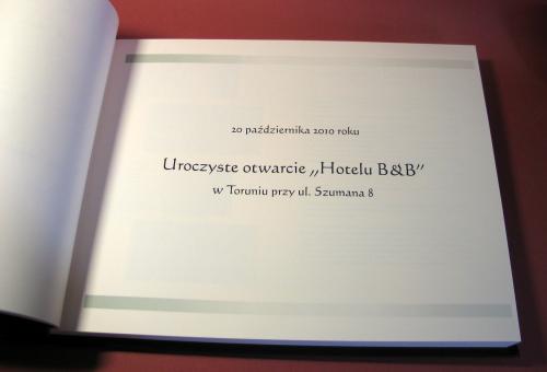 Nr 03.09. • Księga pamiątkowa obiektu. Strona tytułowa. Karneol Nr 03.09. • Księga pamiątkowa obiektu. Strona tytułowa.
