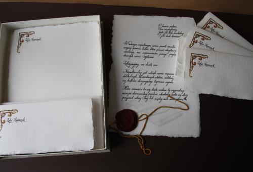 Karneol K-04.P-05.01 • Styl pisma – copperplate. Upominek – papeteria ozdobna z kaligrafią.