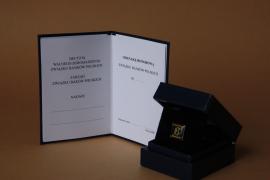 Karneol K-07.P-05.08 • Oprawy nagród. Legitymacja do odznaki.