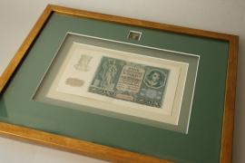 Karneol K-07.P-01.03 • Upominek. Oprawa kolekcjonerskich banknotów w ramę. Kaligrafia w podpisie.