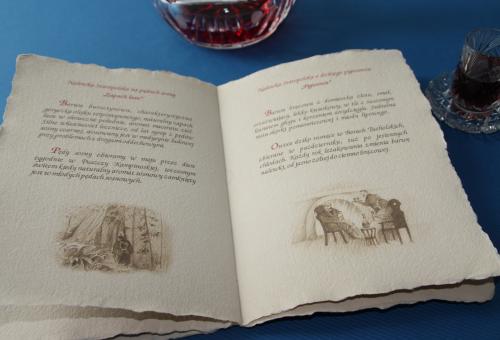 Karneol K-08.P-04.18 • Upominek – personalizowana broszura z opisem nalewek. Papier czerpany.