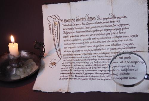 Karneol K-08.P-01.04 • Reprinty. Odtworzenie średniowiecznego dokumentu z literą inicjałową.
